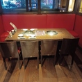 8名様用・テーブル席