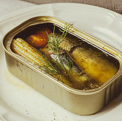 オイルサーディンとヤングコーンのハーブオイル煮