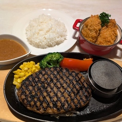 鉄板グリルハンバーグと牡蠣フライ(2個)