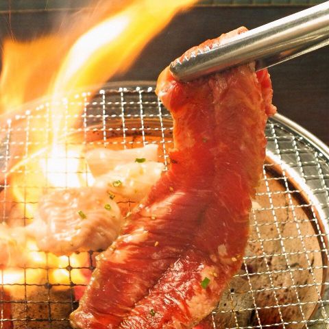 焼肉食べ放題が60分1980円～！駅チカ徒歩１分♪
