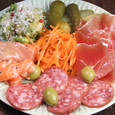 おまかせ前菜盛り合わせ