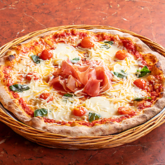 生ハムと濃厚チーズのマルゲリータ極