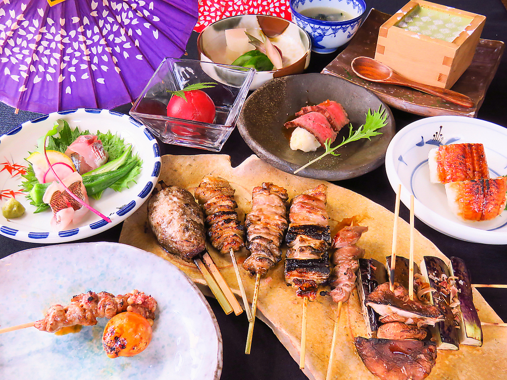 名物料理と料理人の腕光る逸品料理をご堪能あれ！会社宴会やご友人との飲み会、接待・会食でも是非！