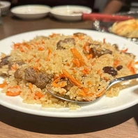 ポロ☆ウイグルの代表料理、柔らかお米とジューシーな肉