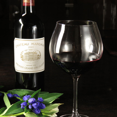 その他、フランス　ブルゴーニュ・ボルドーなどのビンテージワイン各種取り揃えております。