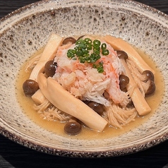 蟹と信州きのこのバター醤油炒め