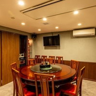 【隠れ家別室 完全個室】カラオケ付き高級感漂う個室