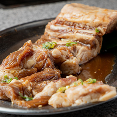 名物 骨付カルビ<韓国味付>