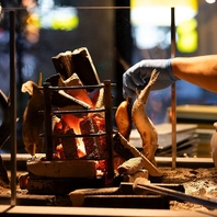 全国各地から仕入れた種類豊富な原始焼き。