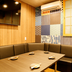 完全個室　居酒屋＆カラオケ　へそ　京都駅前店の雰囲気1