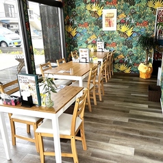 Hawaiian Cafe 魔法のパンケーキ　伊豆Gate清水町店の雰囲気1