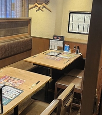 ご宴会向きのテーブル席