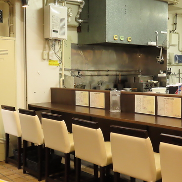 海鮮丼とお蕎麦のHIRAKU ヒラクの雰囲気1