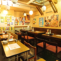 店内奥のテーブル