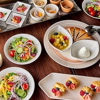 訪れる時間に合わせた多彩なメニュー（Tea＆Dinner）