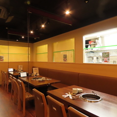 目の前で焼肉をじっくりと味わいながら、お仕事帰りなど、気軽に立ち寄って美味しいお肉を堪能してみてください。