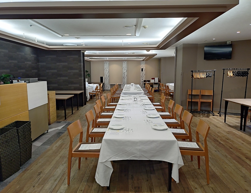 宴会は宙・月・全部で三会場！コースも全部で５種類展開中（すべて飲み放題付き）