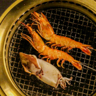 炭・藁・熾火で引き出す素材の旨み