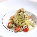 料理メニュー写真&nbsp;たこのジェノベーゼ スパゲティ　スープ・サラダ付き 