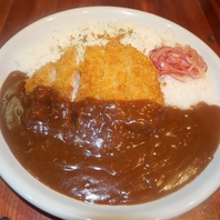 コスパ最強ランチ！定食とカレーをご用意！