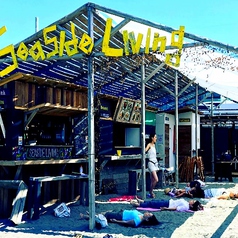 ワークショップ、ヨガやフラダンス教室を定期的に開催しています。スケジュールはホームページにてご確認頂けます！