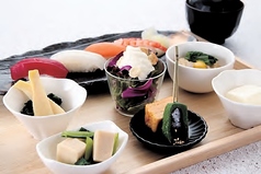 四季彩小鉢六景と握り御膳