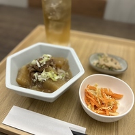 飲み放題付きコースでおばんざいを堪能