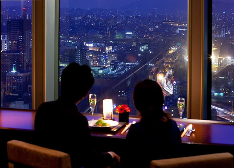 リーガロイヤルホテル小倉 29階 フレンチダイニング リーガトップ 小倉 平和通駅 魚町銀天街 イタリアン フレンチ ホットペッパーグルメ