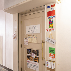 natural cafe & happiness bar Luv7 ラブセブンの外観2