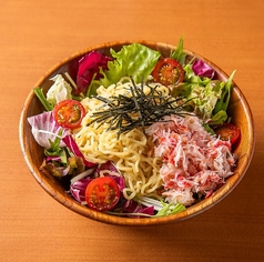 カニどっさりラーメンサラダ