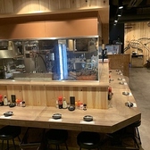 女子会におすすめ♪木の温もり感じる、あたたかな店内で楽しいひとときをお過ごし下さい。広々とした店内にはテーブル席、カウンター席をはじめ全68席のお席をご用意!女子会にはもちろん、合コン・宴会・飲み会にどうぞご利用下さいませ。ご予約はお早目にどうぞ◎