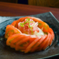 料理メニュー写真&nbsp;トマトとガリのサラダ