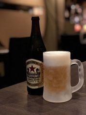 当店の生ビールはギンギンに冷えたエビス樽生です