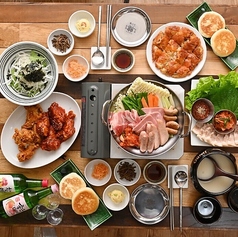 【贅沢、韓国鍋】飲み放題付｜選べる鍋とカンジャンセウの特選韓国鍋コース｜全9品 5500円（税込）