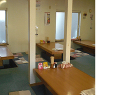 ゆっくりと足を伸ばせます