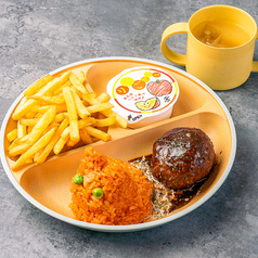 キッズハンバーグチキンライスプレート　ドリンク付
