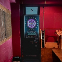 10名様から貸切OKのパーティープラン。手間ひまかけたジャークチキンを含む豪華コース料理と2.5時間の飲み放題付きで、歓送迎会や誕生日会、各種パーティーに最適です。さらにダーツは無料で投げ放題、プロジェクターやマイクも完備しているので、映像演出で盛り上がることも◎遊び心あふれる空間で特別なひとときを♪