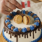 誕生日・記念日にはペルー・南米式でお祝いします！特製のケーキや、風船などで派手にお祝いします！ご相談にも応じますので、ぜひお気軽にお問い合わせください。