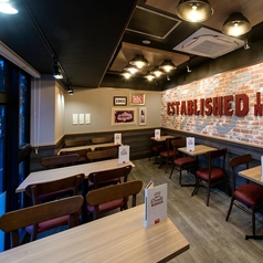 TGI FRIDAYS 名古屋久屋大通店の雰囲気3