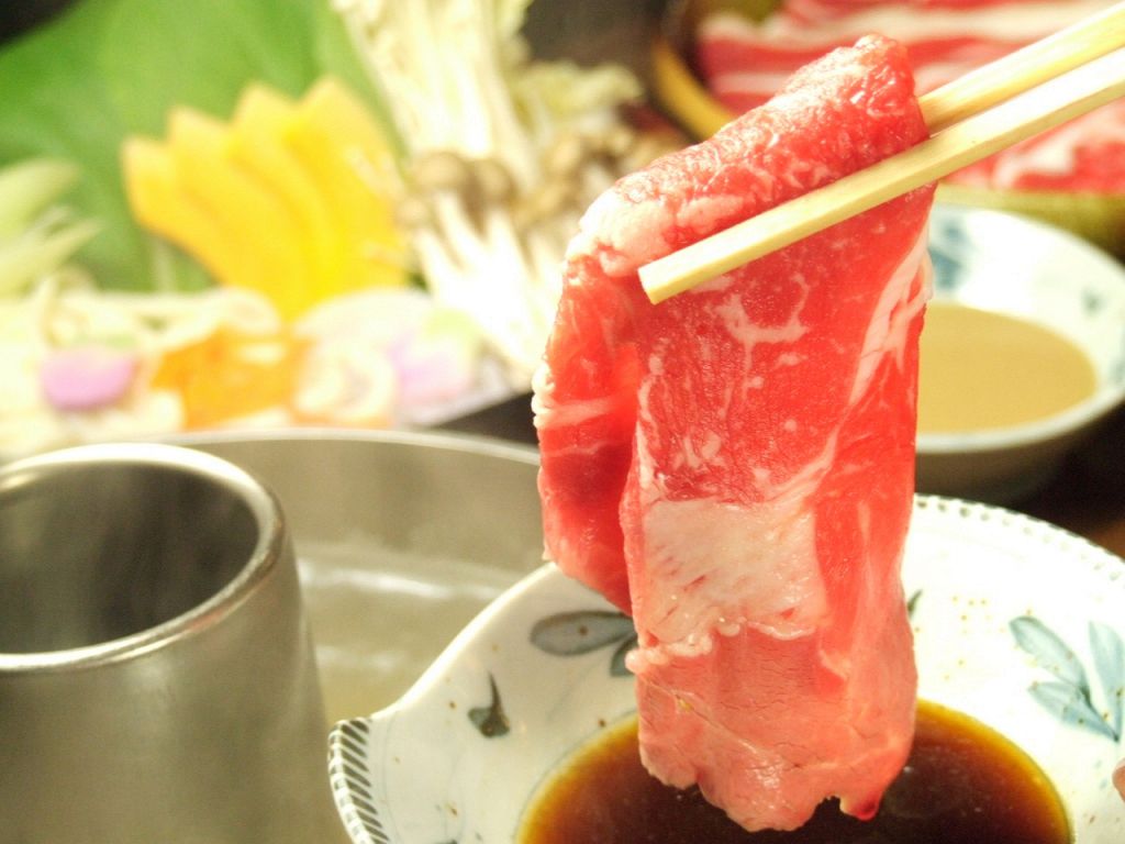 おいしいしゃぶしゃぶもバイキング・飲み放題付きで4700円(税込)～