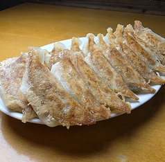 とろける餃子。焼き、大葉、チーズ