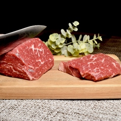 炭火焼肉ホルモン 闇市 佐世保店の雰囲気3