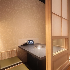 新高島de焼肉DOURAKU 横浜中華そば上星商店の雰囲気1