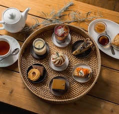 tea & rattan plate