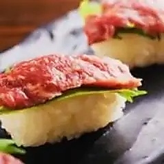 馬刺しの握り 2貫