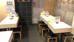 世界の山ちゃん 武蔵小杉駅前店の雰囲気1