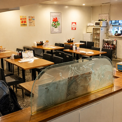 HaoChi餃子酒場 ハオチー 都立大学店の雰囲気3