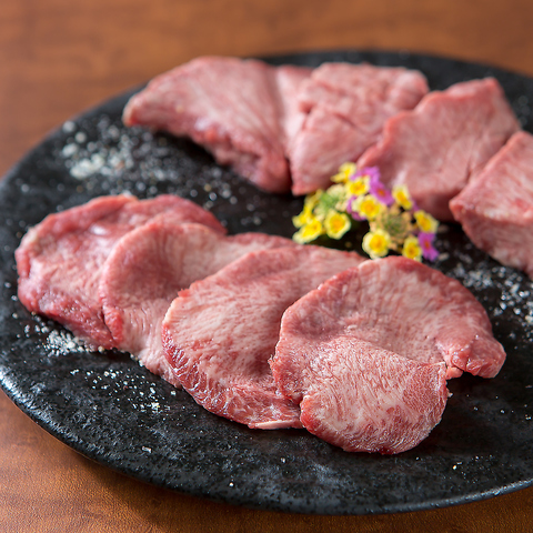宴会利用も大歓迎◇黒毛和牛A5メス牛＆生ホルモンを上質な空間で堪能できる店