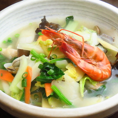 豚骨ラーメン、魚介ラーメン、味噌ラーメン、塩ラーメン