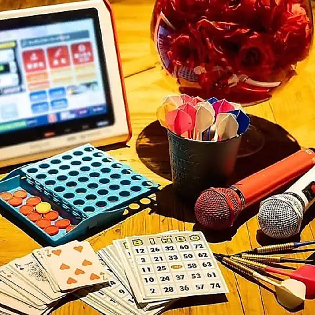 ダーツやカラオケなどアミューズメントも充実！